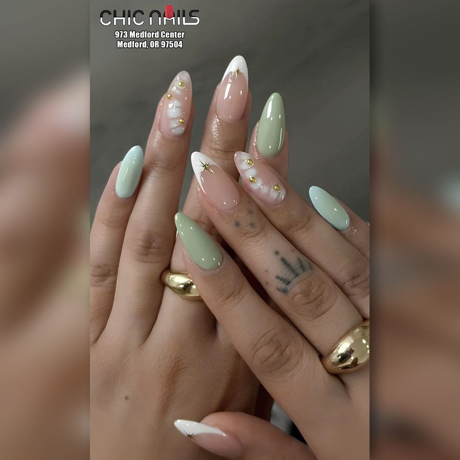 CHIC Nails Collection